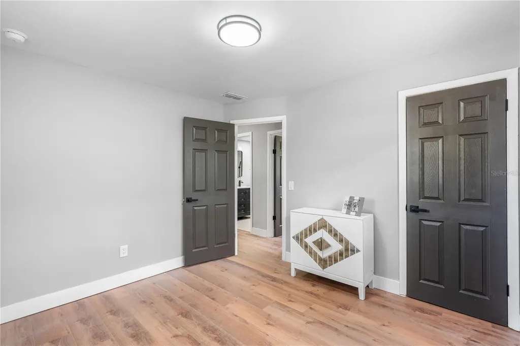 511 W Bartlett Street Deland FL 32720