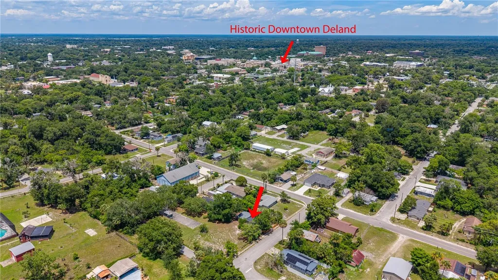 511 W Bartlett Street Deland FL 32720