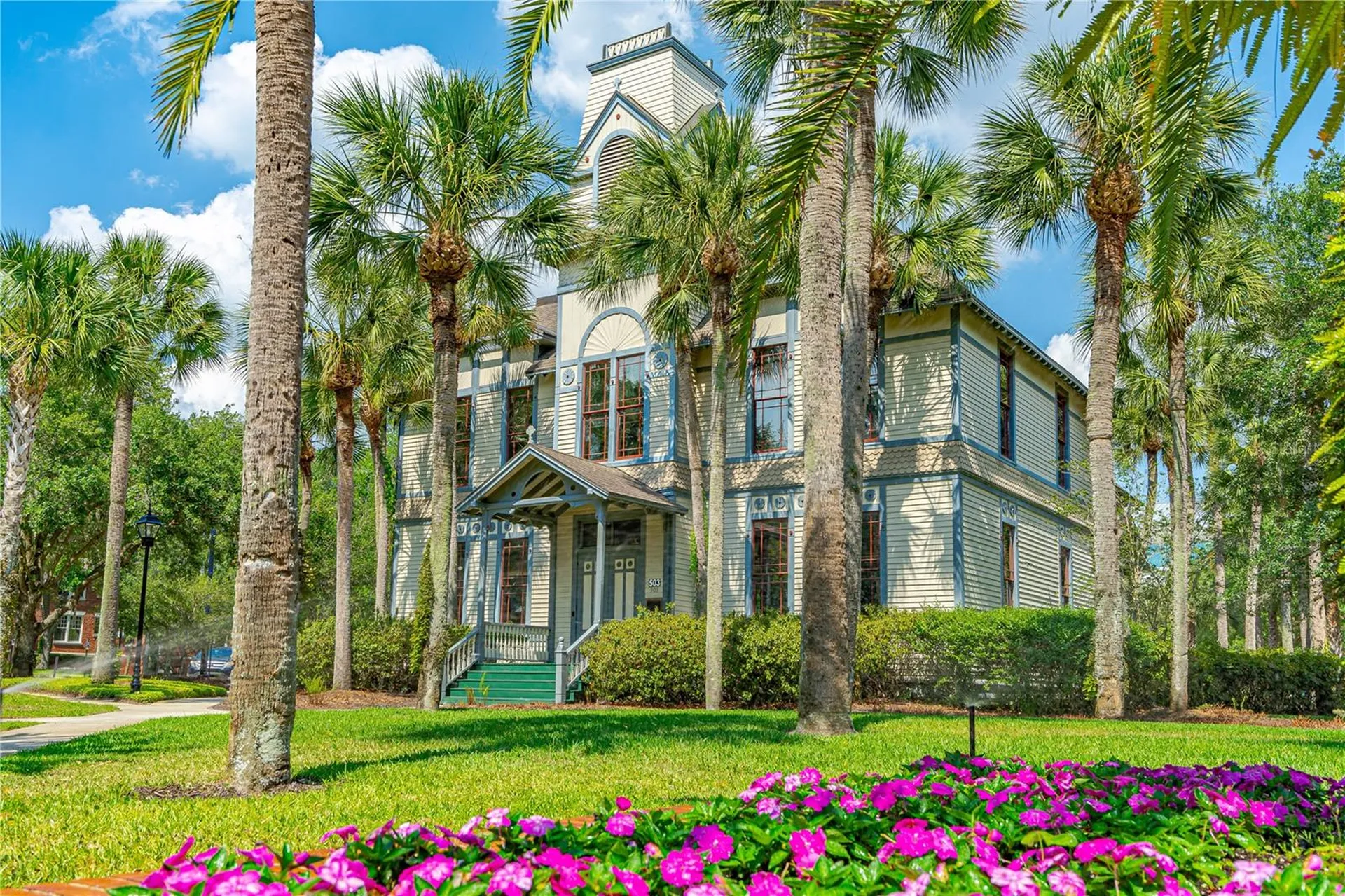 511 W Bartlett Street Deland FL 32720