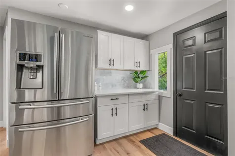 511 W Bartlett Street Deland FL 32720