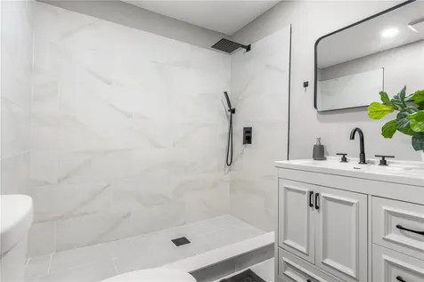 511 W Bartlett Street Deland FL 32720