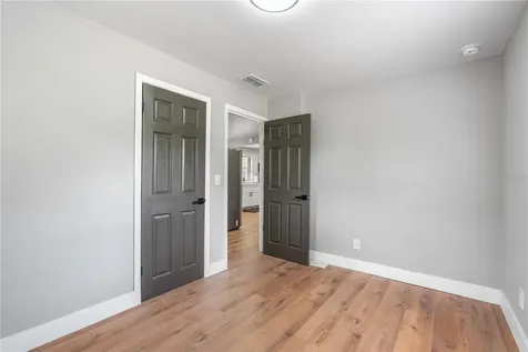 511 W Bartlett Street Deland FL 32720