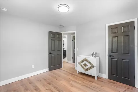 511 W Bartlett Street Deland FL 32720