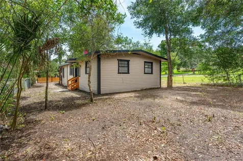 511 W Bartlett Street Deland FL 32720