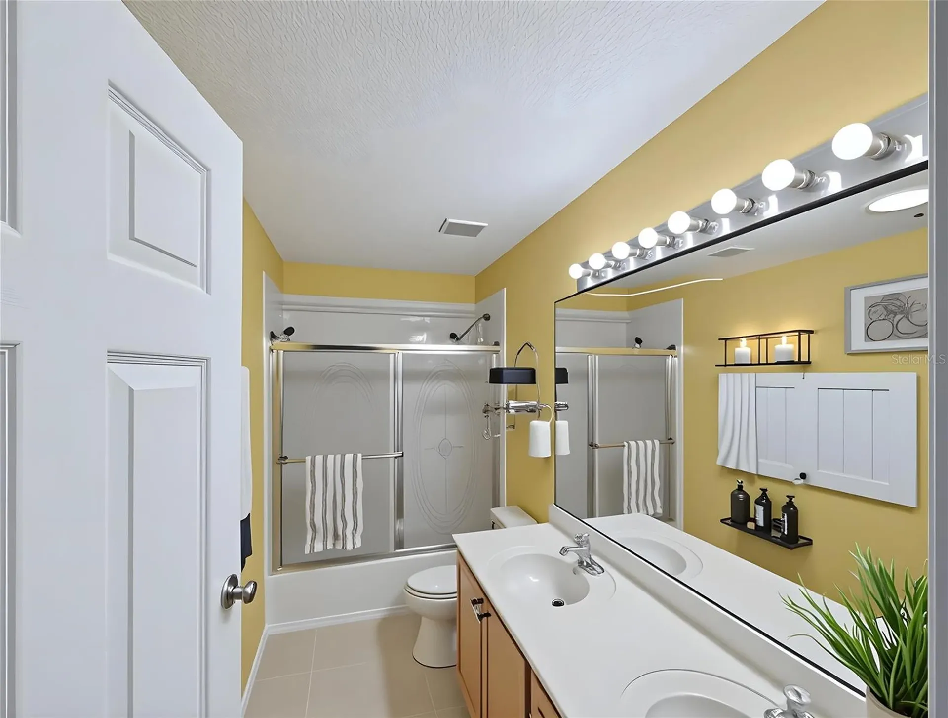 202 Woodson Court Kissimmee FL 34744