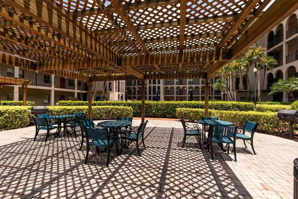 6150 Gulfport Boulevard S Gulfport FL 33707