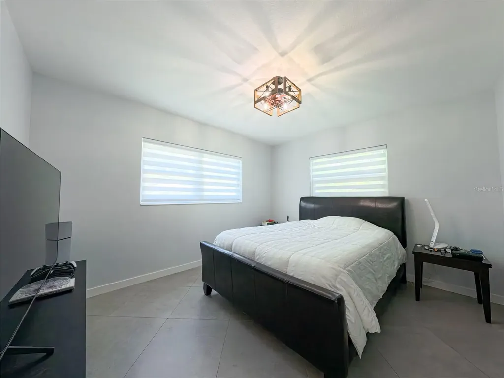 1446 Admiral Woodson Lane Clearwater FL 33755