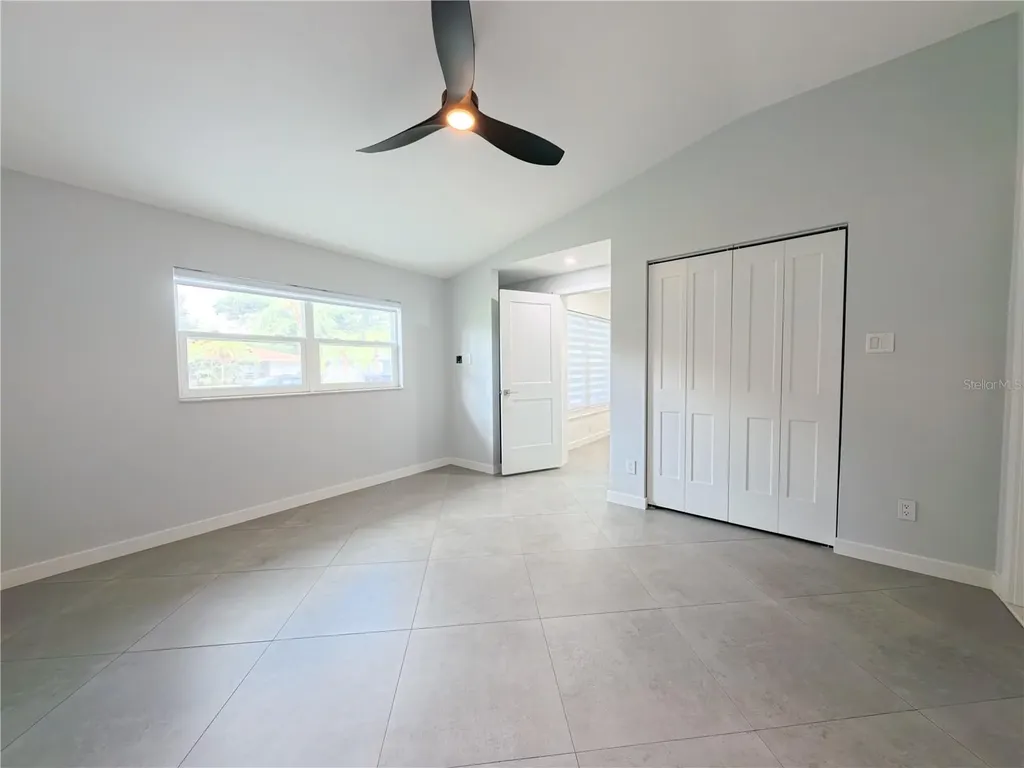 1446 Admiral Woodson Lane Clearwater FL 33755