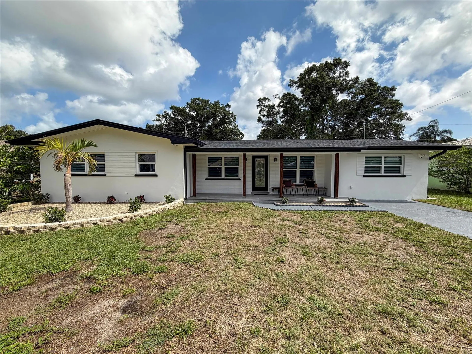 1446 Admiral Woodson Lane Clearwater FL 33755