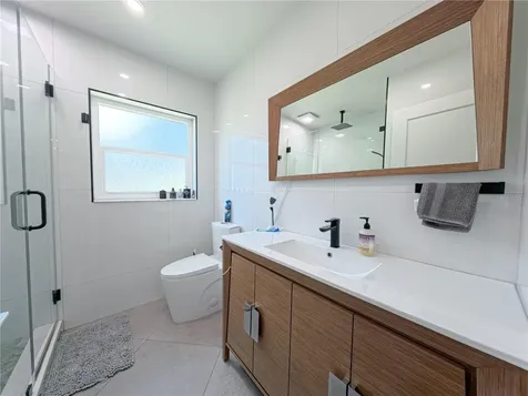 1446 Admiral Woodson Lane Clearwater FL 33755