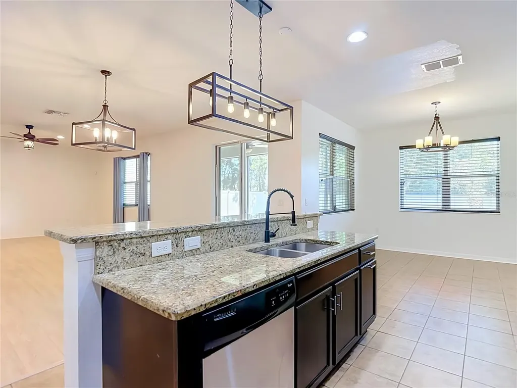 1113 Canyon Oaks Drive Brandon FL 33510