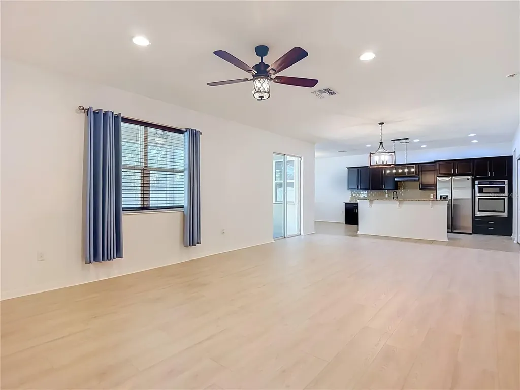 1113 Canyon Oaks Drive Brandon FL 33510