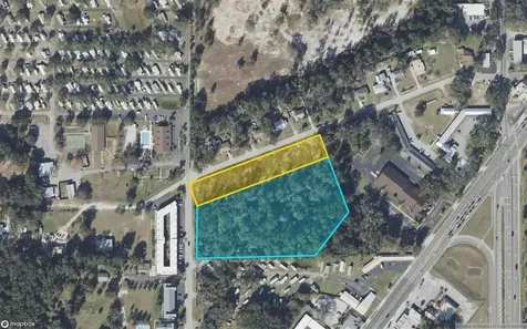 2811 NE 52nd Court Silver Springs FL 34488