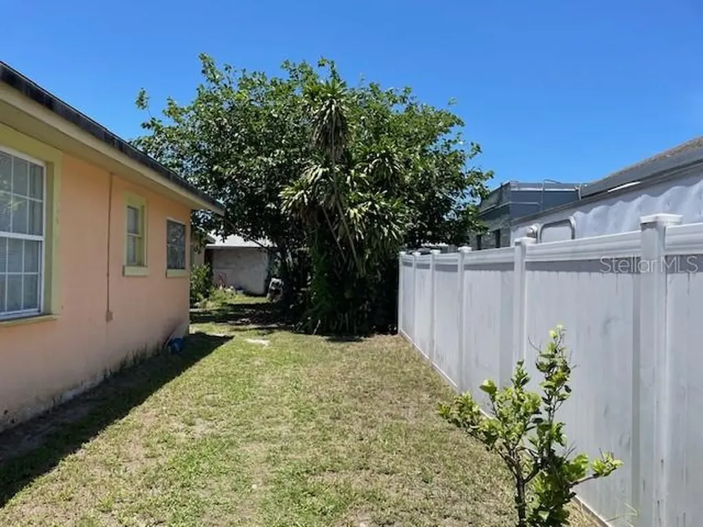 604 Alden Avenue Clearwater FL 33755