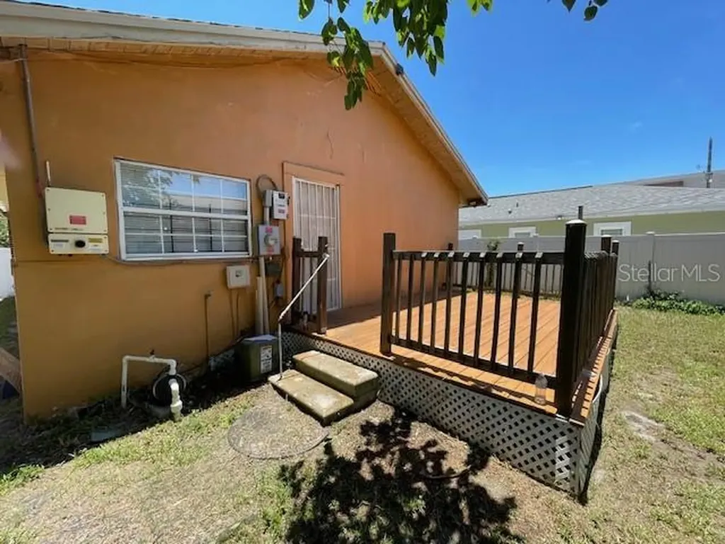 604 Alden Avenue Clearwater FL 33755