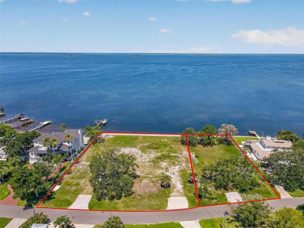621 N Mayo Street Crystal Beach FL 34681
