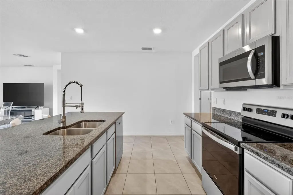 995 Brooklet Drive Davenport FL 33837