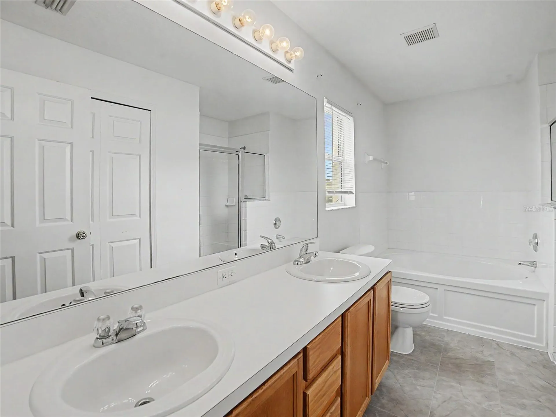 12015 Butler Woods Circle Riverview FL 33579