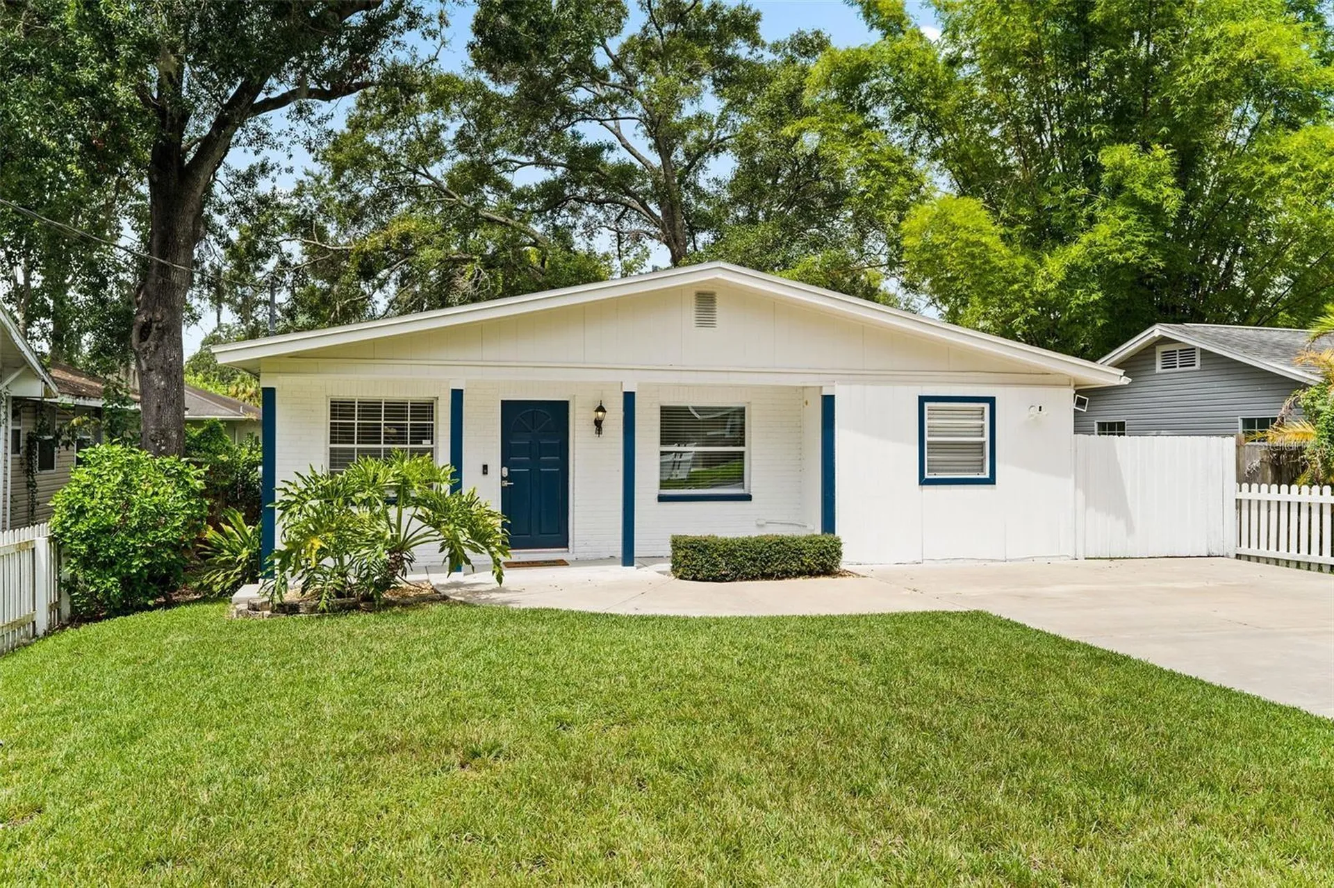 6908 N Lynn Avenue Tampa FL 33604