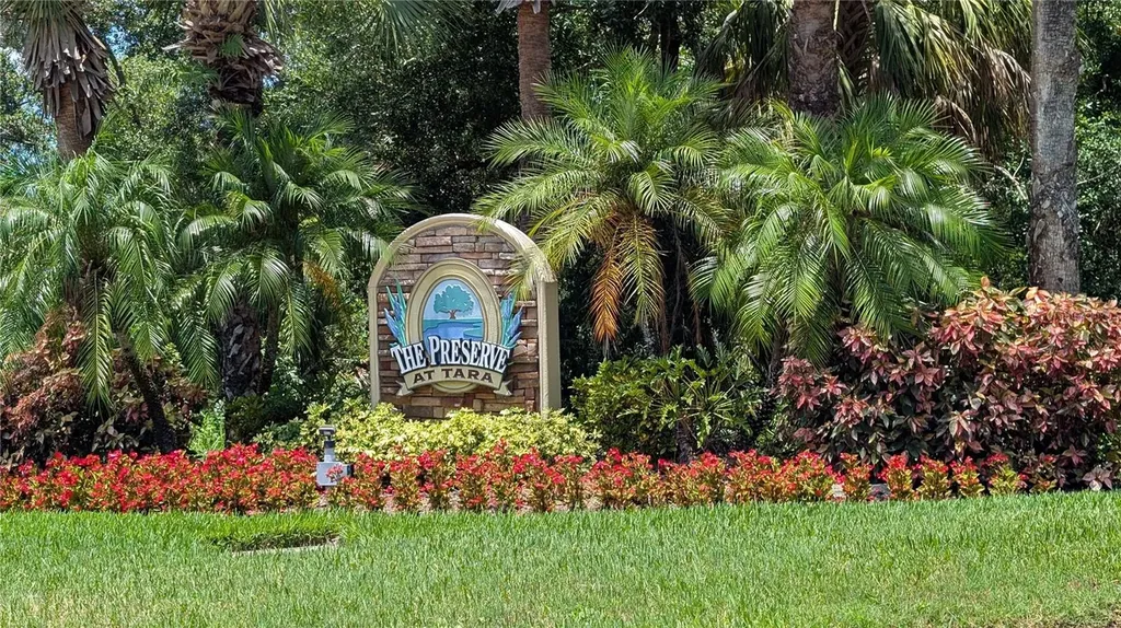 7325 Fountain Palm Circle Bradenton FL 34203