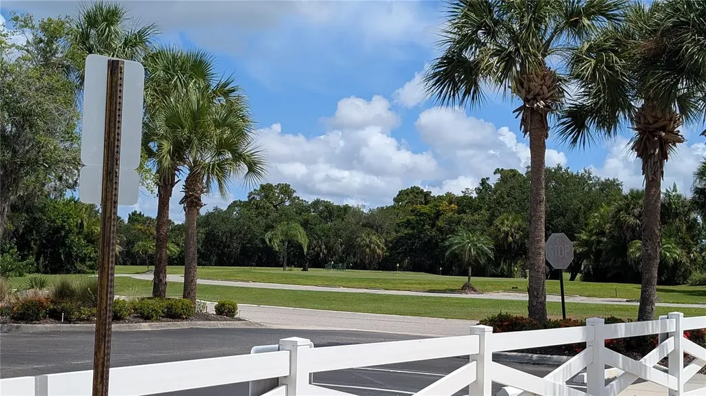 7325 Fountain Palm Circle Bradenton FL 34203