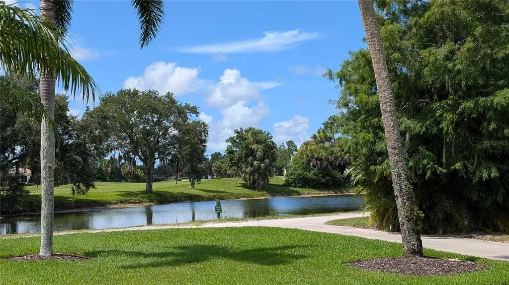 7325 Fountain Palm Circle Bradenton FL 34203