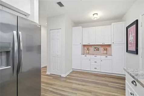 7325 Fountain Palm Circle Bradenton FL 34203