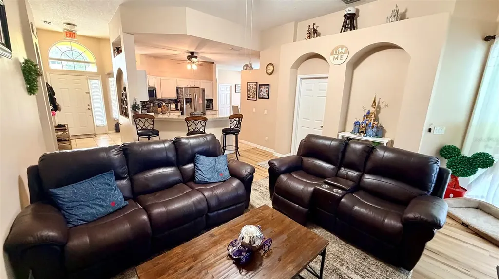 660 Tupelo Circle Davenport FL 33897