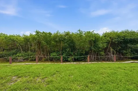 1332 Pasadena South Pasadena FL 33707