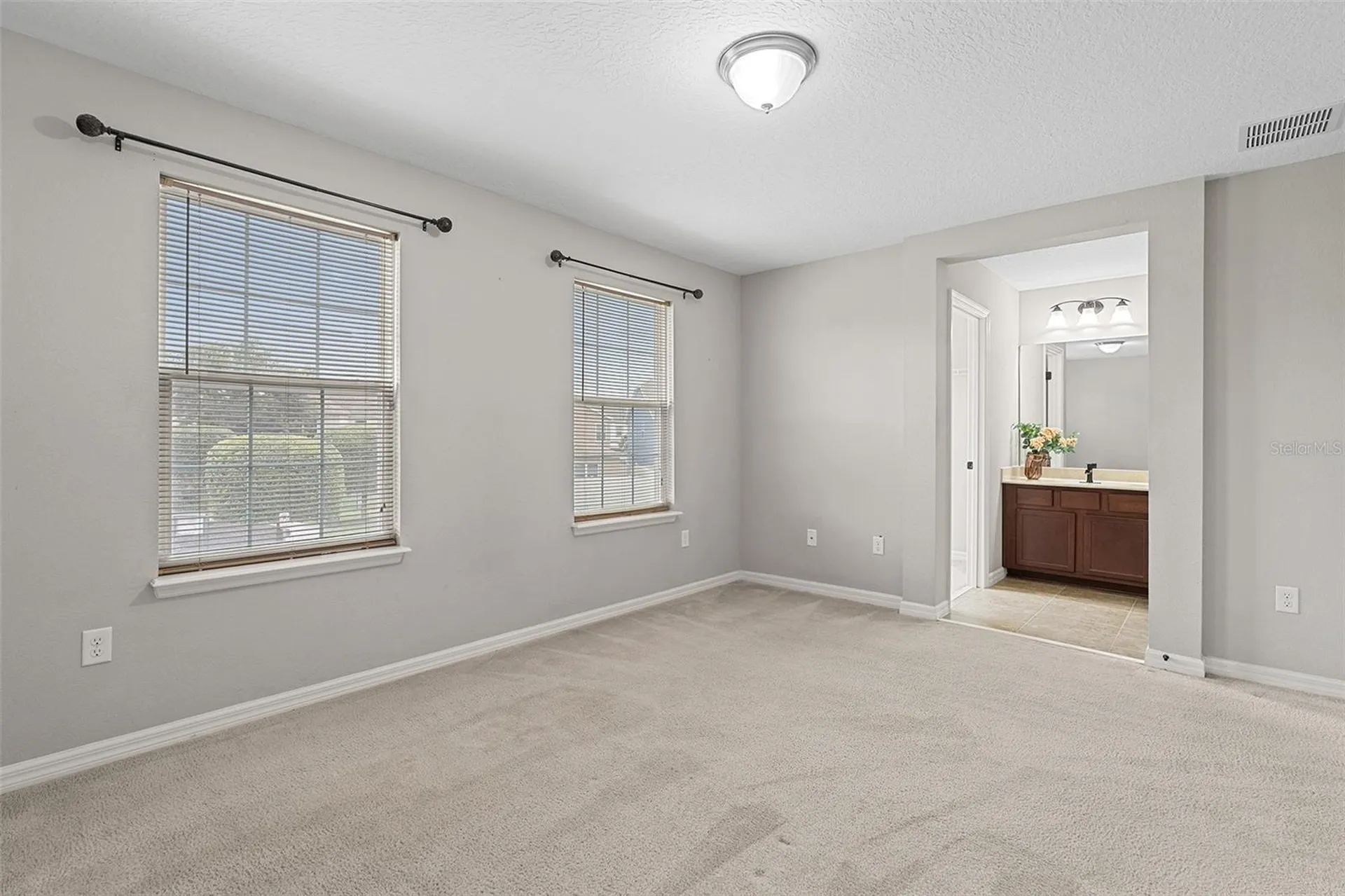 14048 Waterford Creek Boulevard Orlando FL 32828