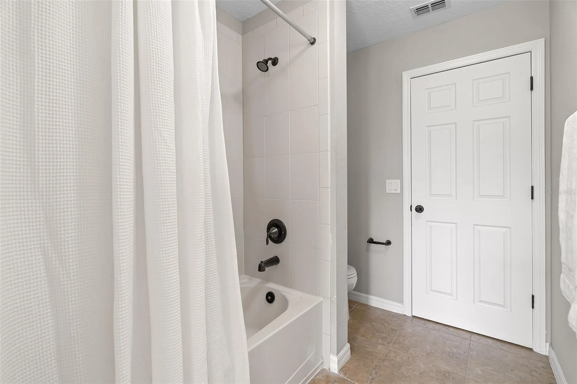14048 Waterford Creek Boulevard Orlando FL 32828
