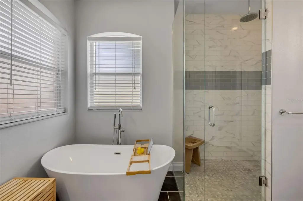 36624 Grand Island Oaks Circle Grand Island FL 32735