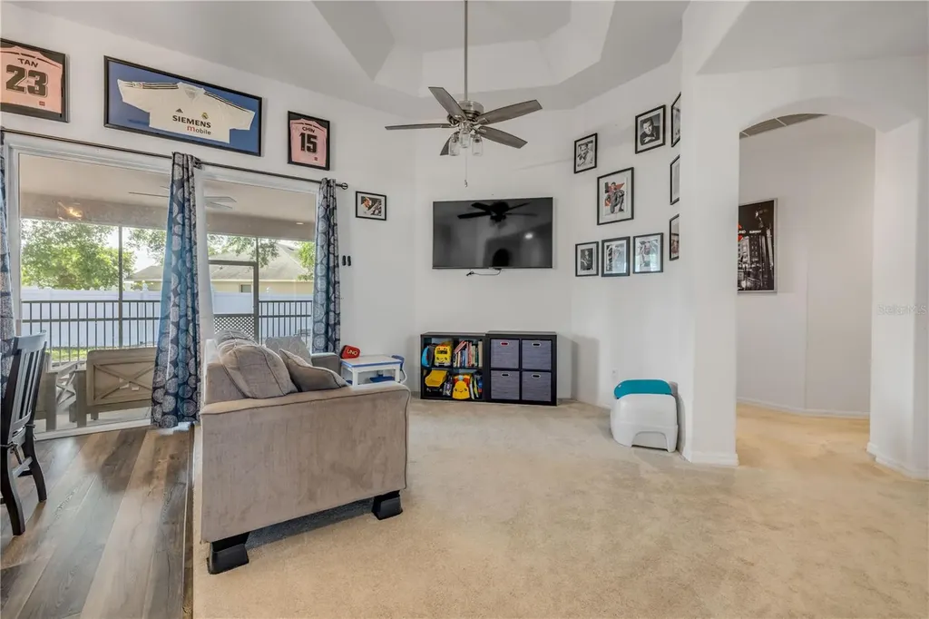 36624 Grand Island Oaks Circle Grand Island FL 32735