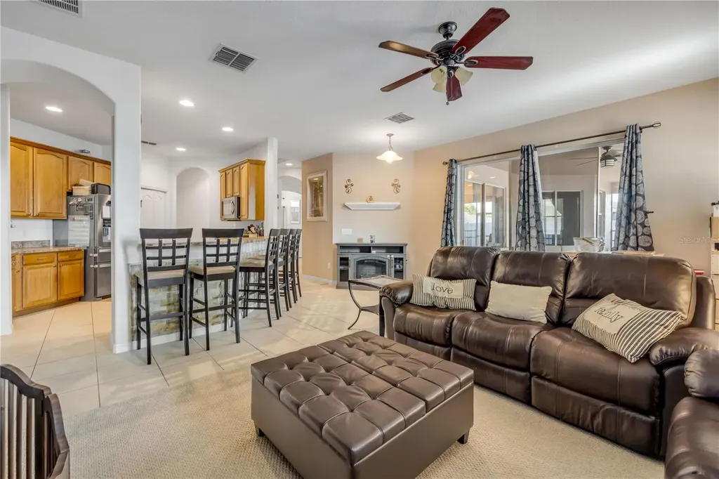 36624 Grand Island Oaks Circle Grand Island FL 32735