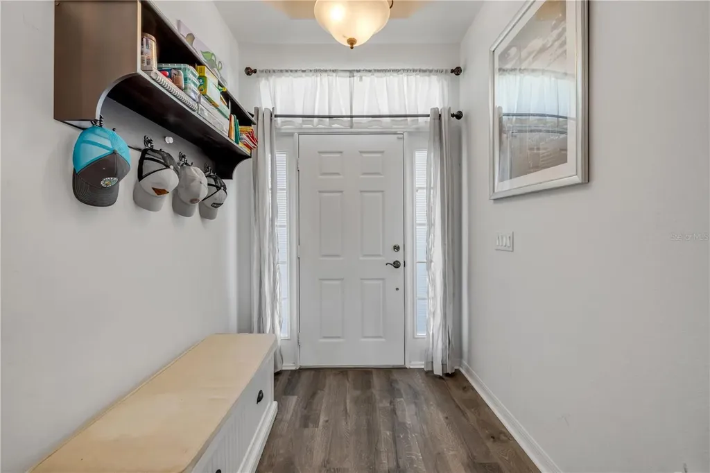 36624 Grand Island Oaks Circle Grand Island FL 32735