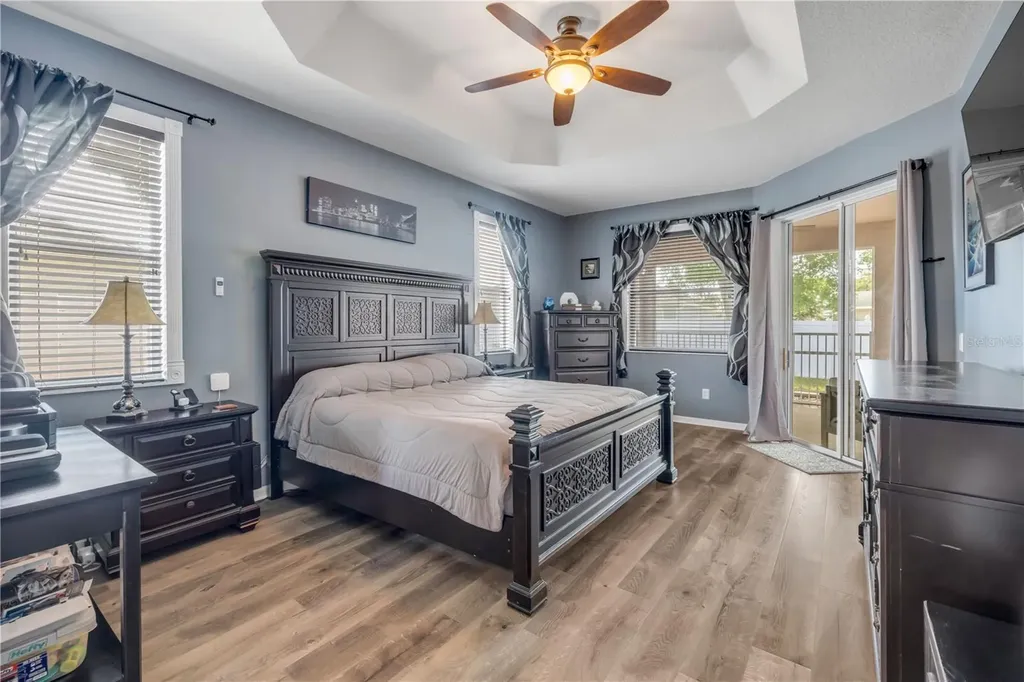 36624 Grand Island Oaks Circle Grand Island FL 32735