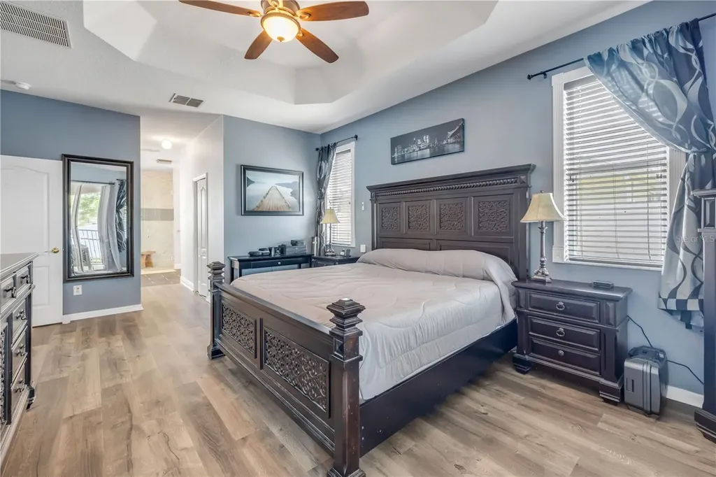 36624 Grand Island Oaks Circle Grand Island FL 32735