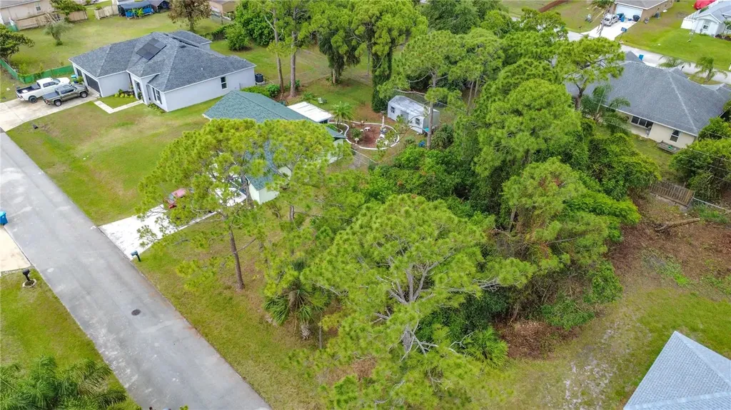 428 Azalea Avenue SE Palm Bay FL 32909