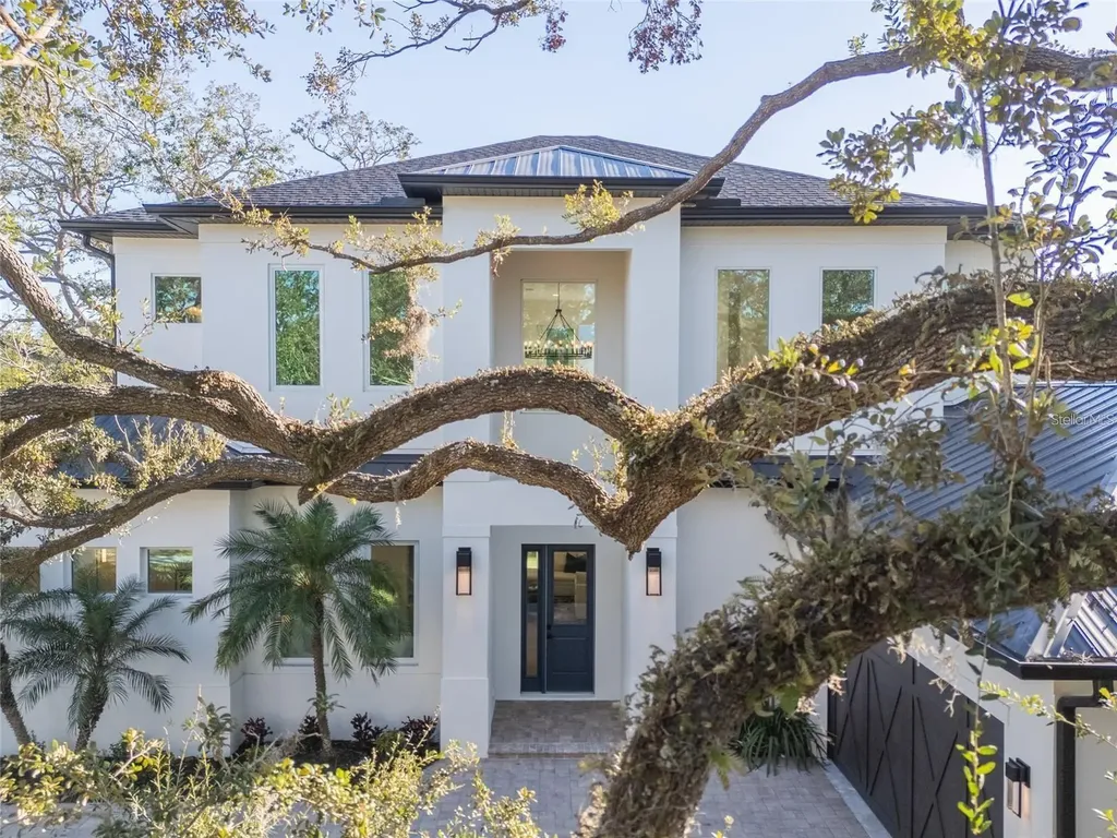 2420 Floyd Street Sarasota FL 34239