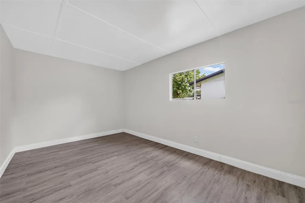 1635 Ravenall Avenue Orlando FL 32811