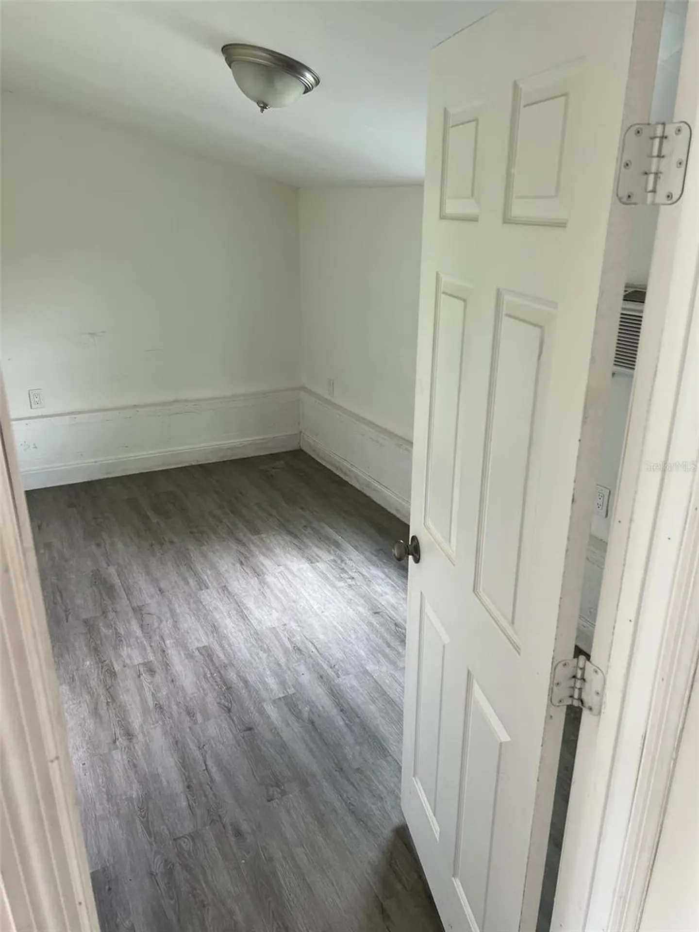 1635 Ravenall Avenue Orlando FL 32811