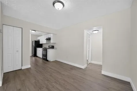 1635 Ravenall Avenue Orlando FL 32811