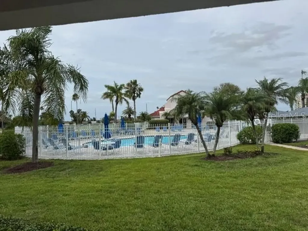 6035 Bahia Del Mar Boulevard St Petersburg FL 33715