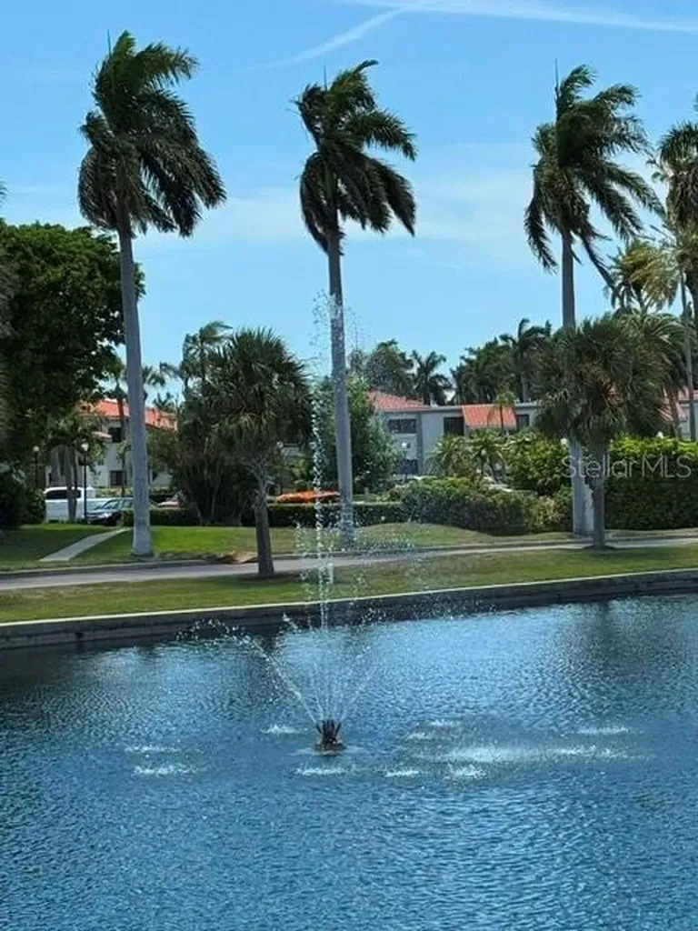 6035 Bahia Del Mar Boulevard St Petersburg FL 33715