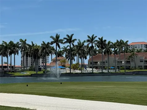 6035 Bahia Del Mar Boulevard St Petersburg FL 33715