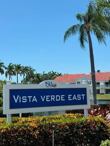 6035 Bahia Del Mar Boulevard St Petersburg FL 33715