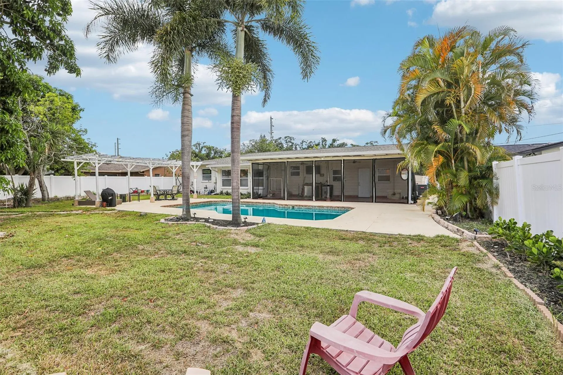 2709 49th Street N St Petersburg FL 33710
