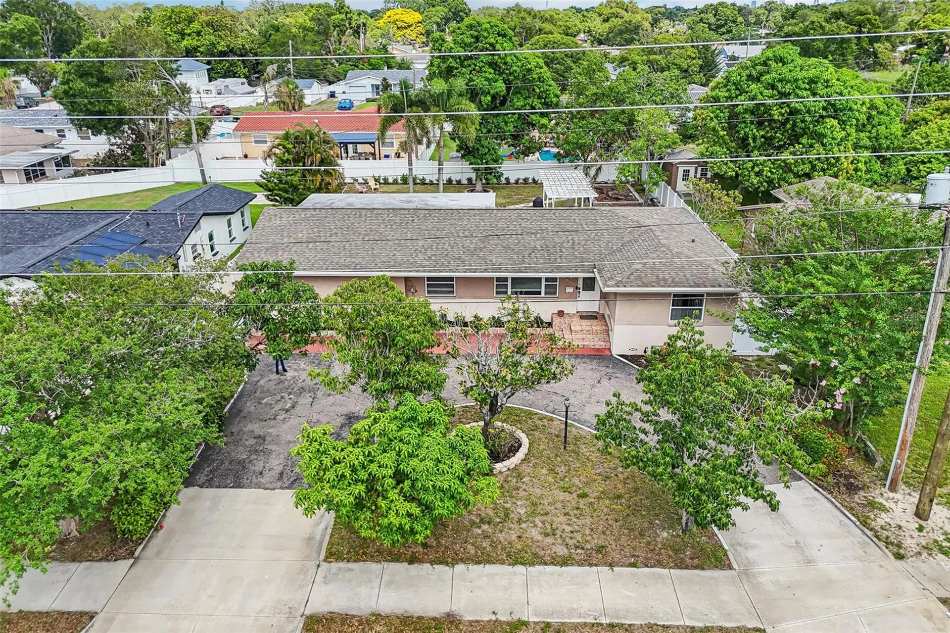 2709 49th Street N St Petersburg FL 33710