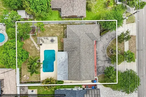 2709 49th Street N St Petersburg FL 33710