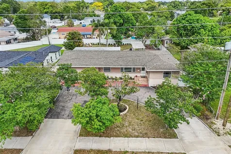 2709 49th Street N St Petersburg FL 33710